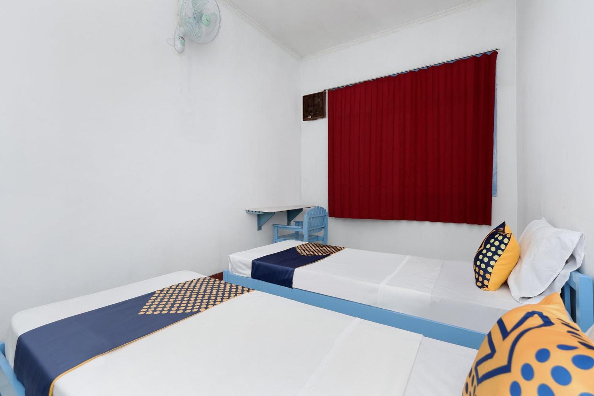 Spot On 2289 Hotel Saudara Tegal  Ngoại thất bức ảnh